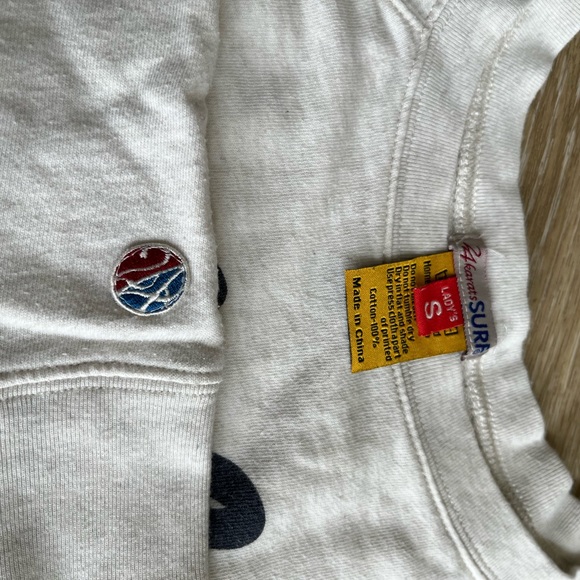 24Karats Surf sweatshirt. Lightweight french terry. Vintage original. So cute! - Picture 3 of 3